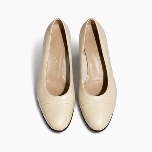 Salvatore Ferragamo Boutique Vintage Nude Leather Chunky Heels Size 8